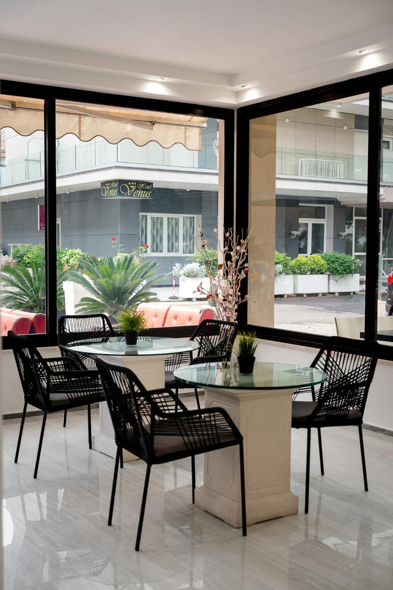 Hotel La Pergola เบลลาเรีย-อีเจอา มารีนา ภายนอก รูปภาพ