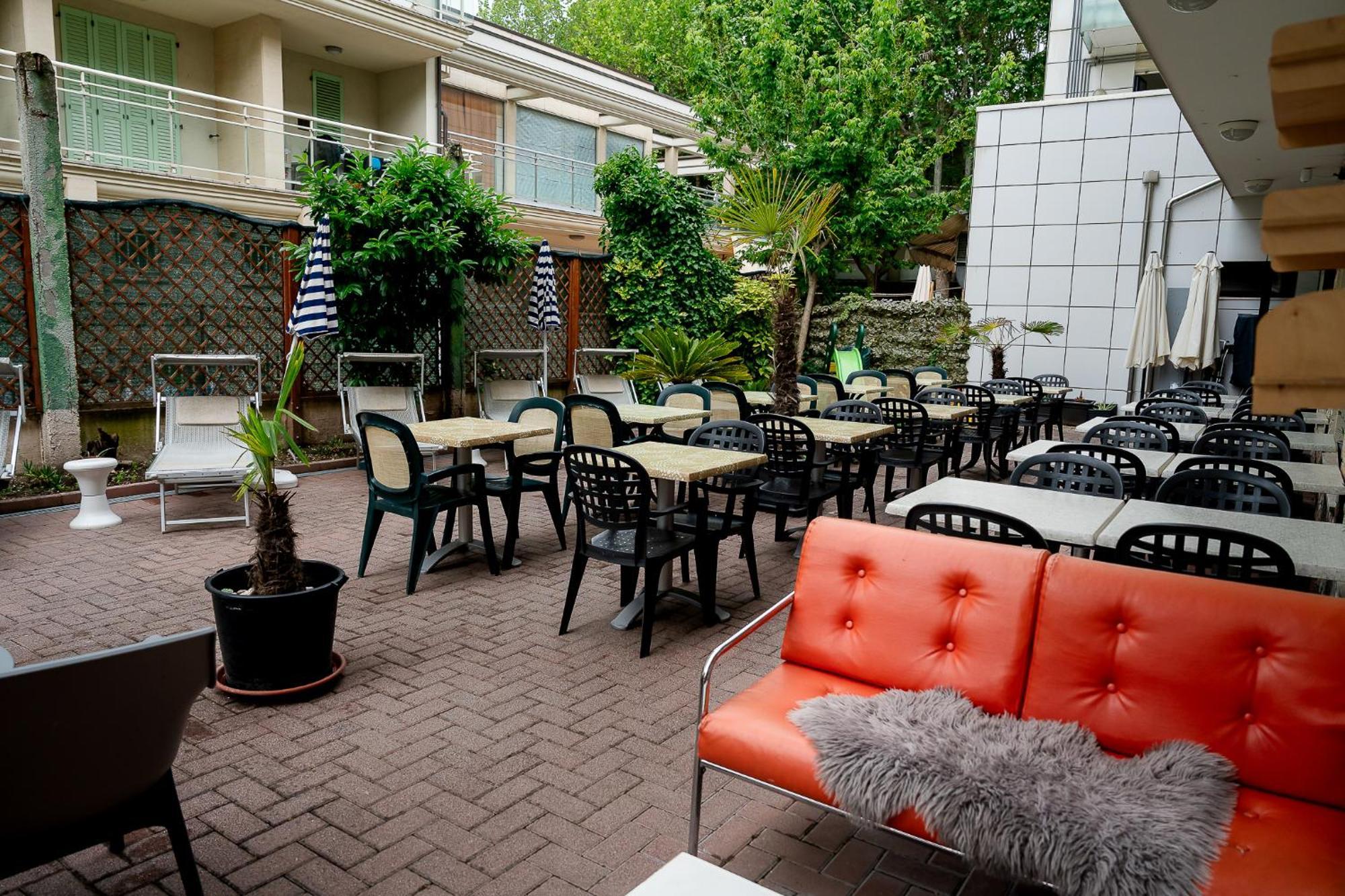 Hotel La Pergola เบลลาเรีย-อีเจอา มารีนา ภายนอก รูปภาพ