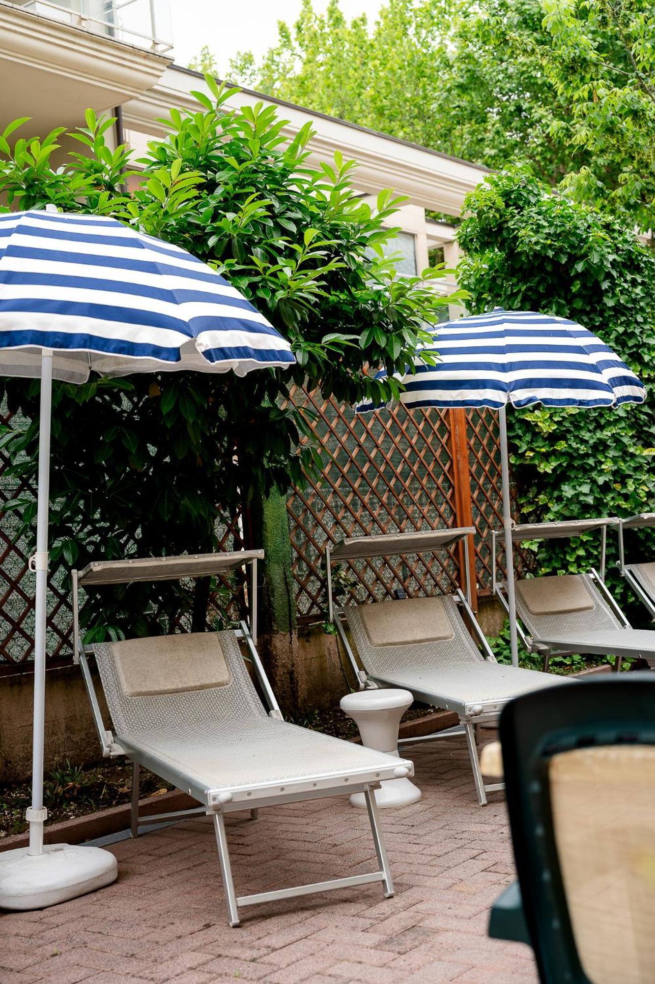 Hotel La Pergola เบลลาเรีย-อีเจอา มารีนา ภายนอก รูปภาพ